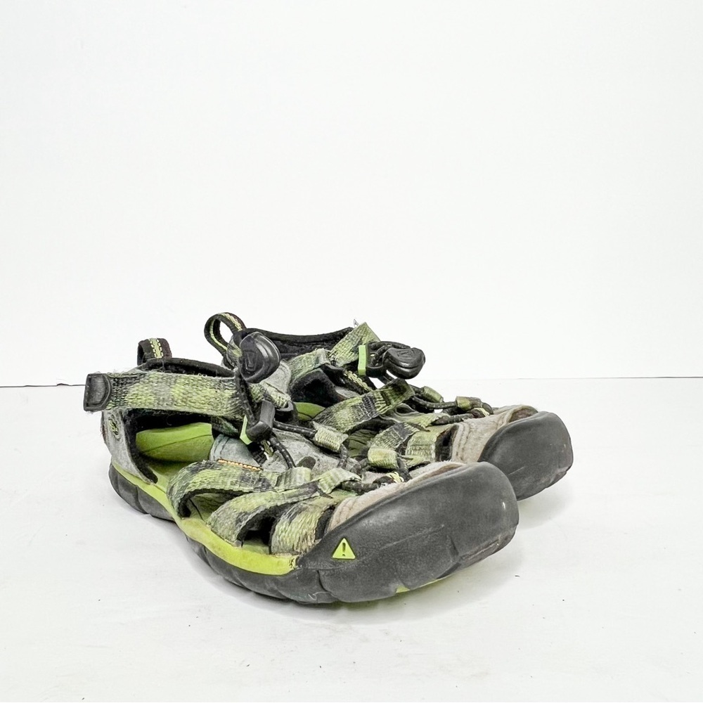 Keen Newport H2 Green Summer Water Sandals Size 11 Toddler